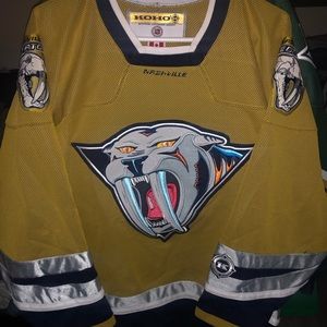 Nashville Predators KOHO alternate “Mustard Tiger” jersey (L)